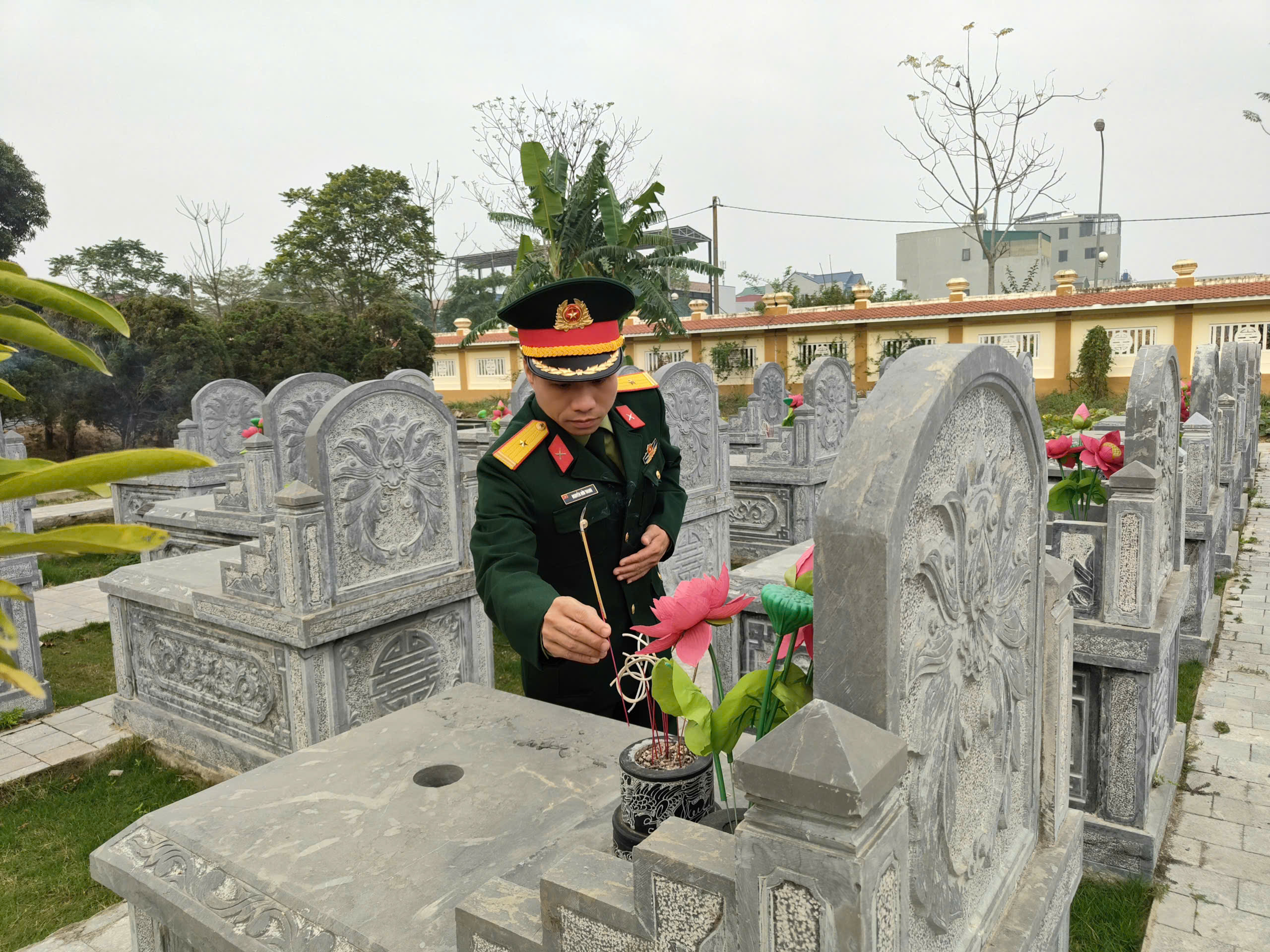Anh-tin-bai